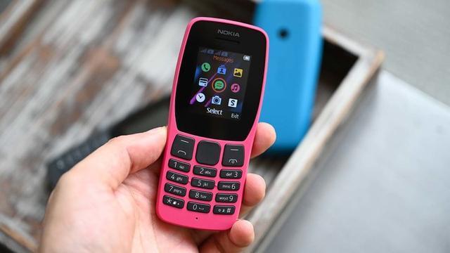 諾基亞3款新機亮相，都是反潮流復古風格，最后一款可以砸核桃，但是卻無人看好